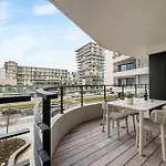 Troontesse - Stylish With Garage By The Sea Ostend