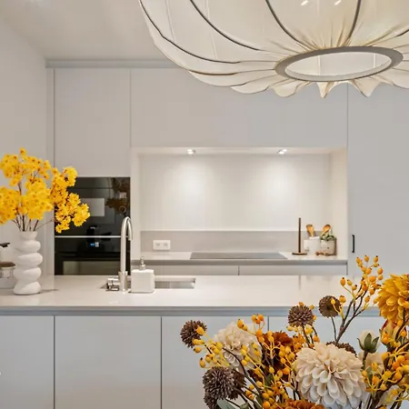 Troontesse - Stylish With Garage By The Sea Ostend