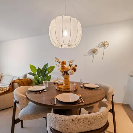 Apartment Troontesse - Stylish With Garage By The Sea *